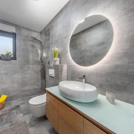 Luce Apartment